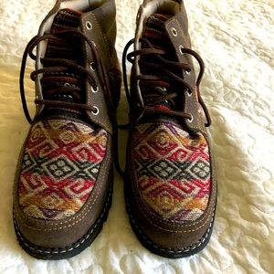 Peruvian Hiking Boots
